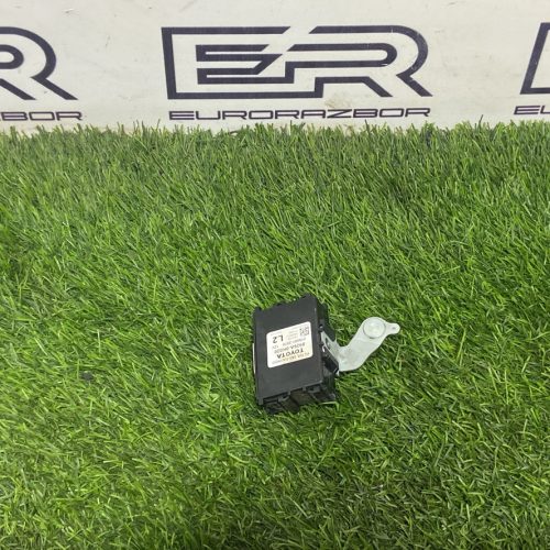 Блок комфорта Toyota Hilux 8 Рест 2023 Блок комфорта Toyota Hilux 8 Рест