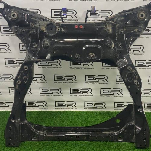 Передний подрамник Volvo XC90 Передний подрамник Volvo XC90