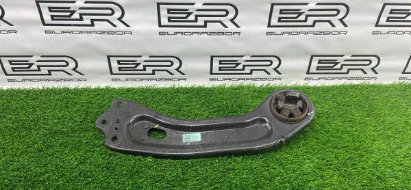 Рычаг задний правый Hyundai santa fe