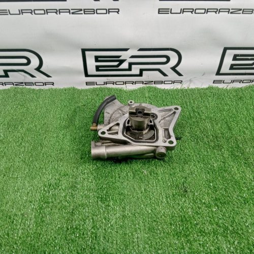 Вакуумный насос Kia Sorento Prime