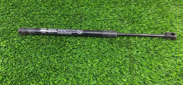 Амортизатор капота Hyundai Santa Fe TM