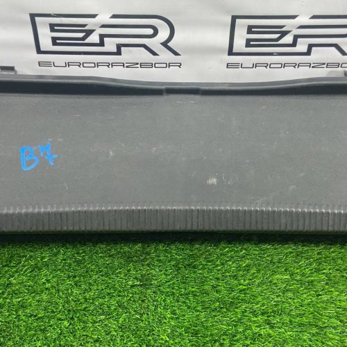 Обшивка задней панели VW Passat B6