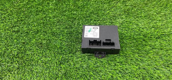 Блок управления крышкой багажника Jaguar F Pace