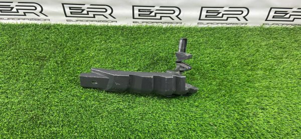 Кронштейн заднего бампера правый Jaguar F Pace x761