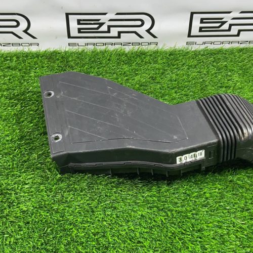 Патрубок воздушного фильтра Kia Sportage