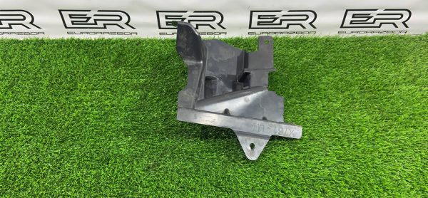 Пыльник двигателя передний левый Jaguar F Pace