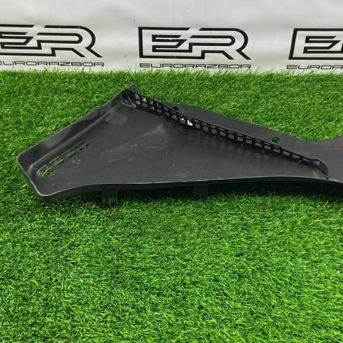 Жабо переднее правое BMW F06F10