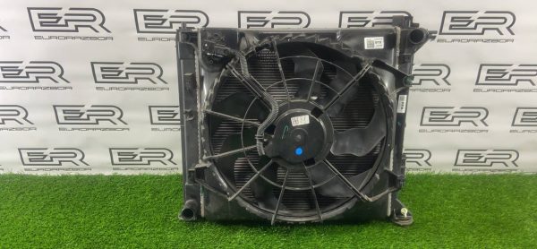 Кассета радиаторов Kia Sportage 4 1.6 Дизель