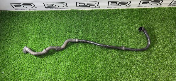 Патрубок охлаждения Mercedes GLC X253