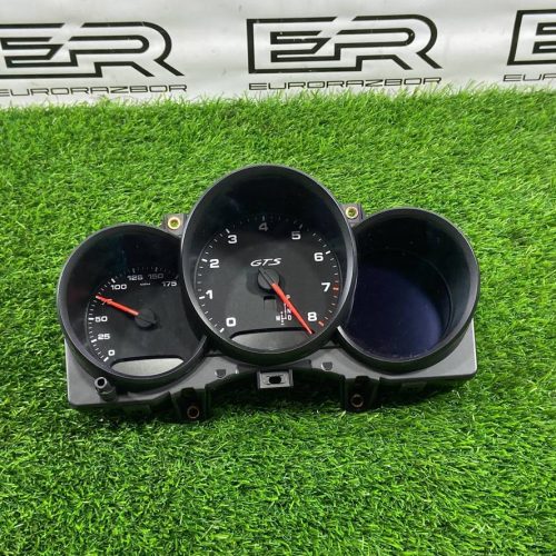 Панель приборов Porsche Macan GTS 95B