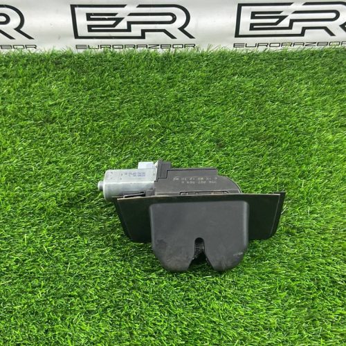 Замок багажника Porsche Macan GTS 95B