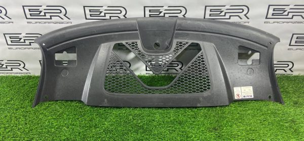 Накладка (кожух) замка капота Porsche Macan 95B