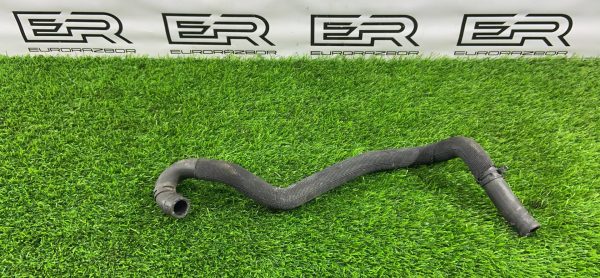 Патрубок системы охлаждения Mercedes Benz GLC