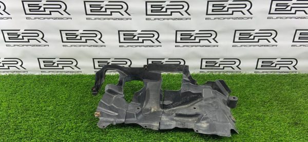 Кожух рулевой рейки левый BMW 6 F06/F12/F13