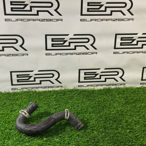 Патрубок охлаждения правый Kia Stinger 1 Патрубок охлаждения правый Kia Stinger