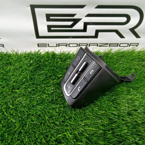 Кнопки руля Kia Stinger GT