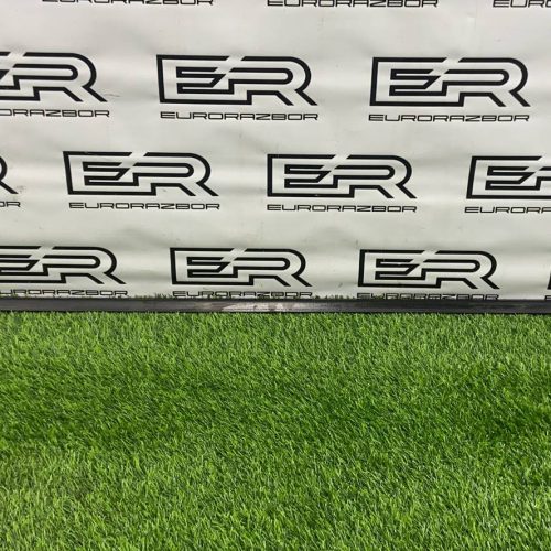 Накладка на порог передняя правая Porsche Cayenne