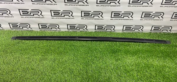 Рейлинг правый Porsche Cayenne