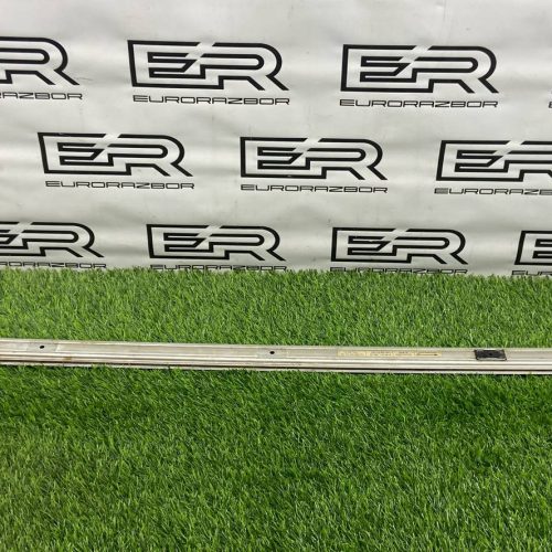 Рейлинг правый Porsche Cayenne