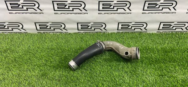 Патрубок интеркулера Porsche Cayenne