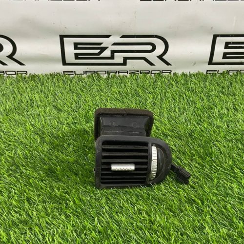 Дефлектор воздушный правый Porsche Cayenne