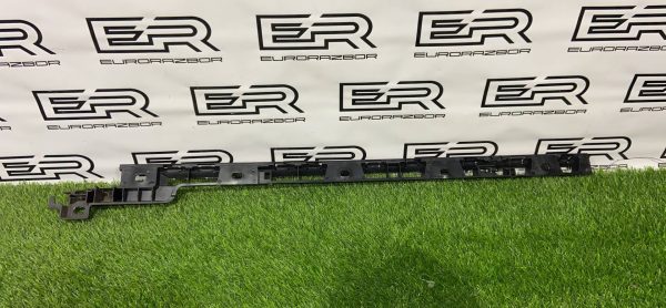 Кронштейн порога левый Porsche Macan 95B