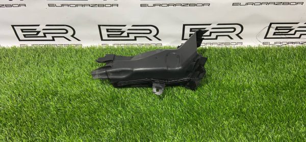 Воздуховод правый охлаждения тормозо BMW 5 G30 G31