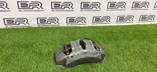 Суппорт передний правый Porsche Macan 95B Brembo