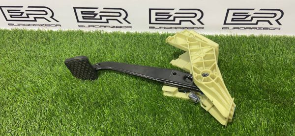 Педаль тормоза BMW X5 F15