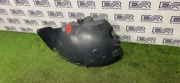 Подкрылок передний левый Mercedes Sprinter W906