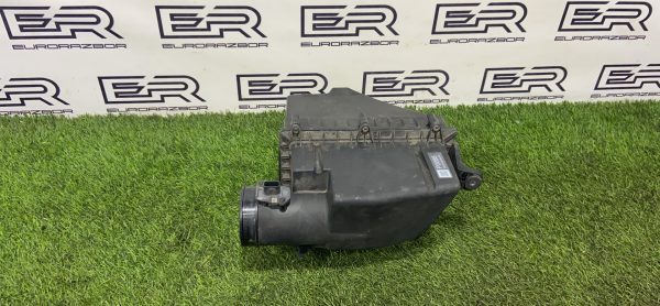 Корпус воздушного фильтра Jaguar F Pace