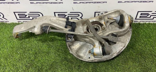 Кулак передний левый Mercedes W166 X166