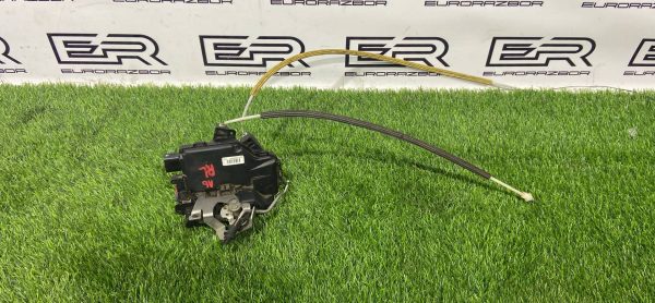 Замок двери задней левой Audi A6 C5 (1997 2001)