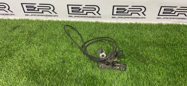 Замок капота Audi A6 C5