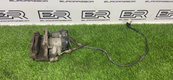 Суппорт задний правый Mercedes GLC X253 C253