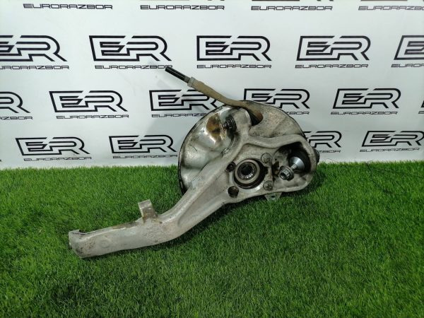 Кулак поворотный передний левый Mercedes GLE W166