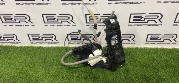 Замок двери передний левый Mercedes S Class W222