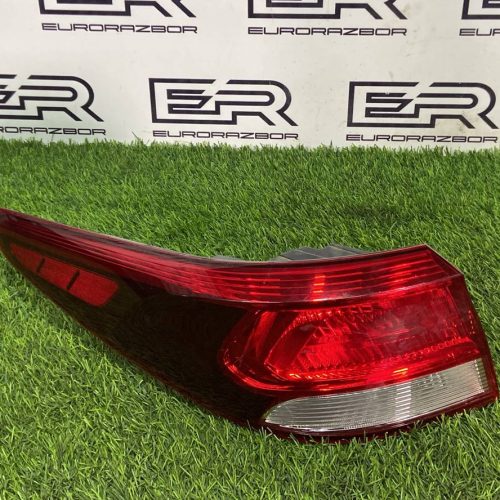 Фонарь задний левый Kia Rio