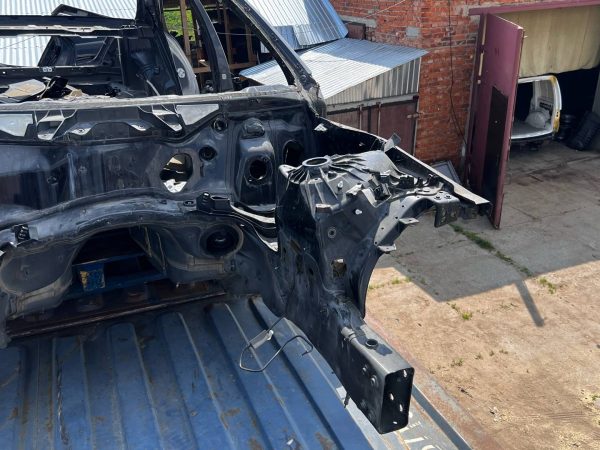 Лонжерон передний левый Mercedes S class W222