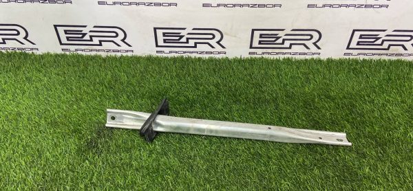 Распорка кузова (правая) Audi A5/S5 (F5)