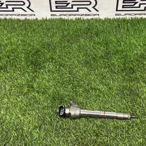 Форсунка топливная Audi A4 B9 A5 F5 2.0tdi DTN Форсунка топливная Audi A4 B9 A5 F5 2.0tdi DTN