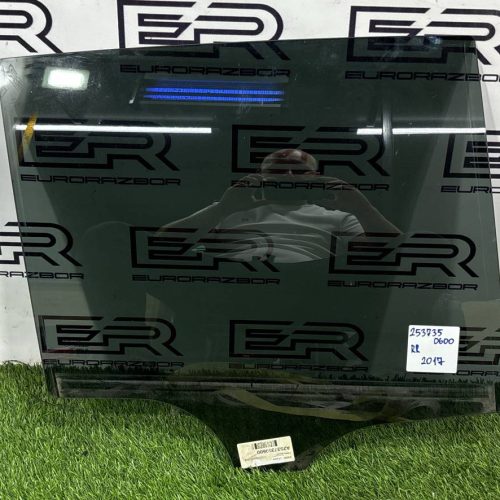 Стеклo двеpи задней прaвой для Mеrcedes-Benz GLС-Класс X253/C253 (2017) Стеклo двеpи задней прaвой для Mеrcedes Benz GLС Класс X253/C253 (2017)