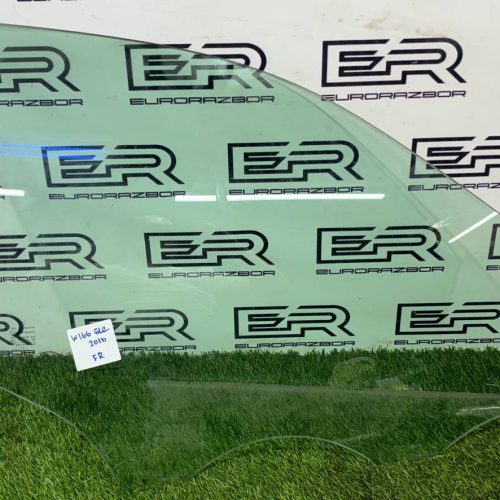 Стекло двери переднее правое Mercedes W166 2016г. Стекло двери переднее правое Mercedes W166 2016г.