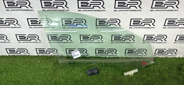 Стекло двери переднее правое Kia Stinger 1 СК двойное