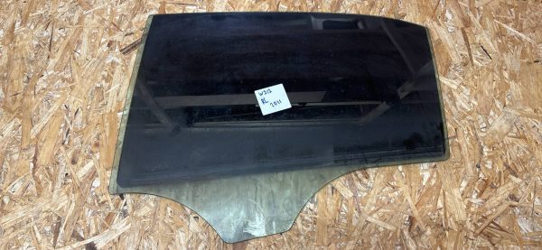 Стекло двери заднее левое BMW X5 F15 F85