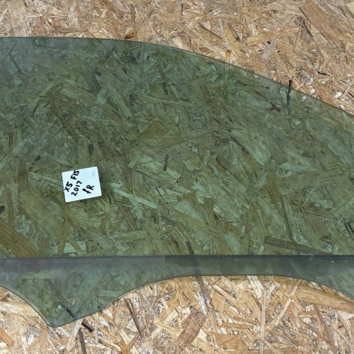 Стекло двери переднее правое BMW X5 F15 F85 2017г. Стекло двери переднее правое BMW X5 F15 F85 2017г.