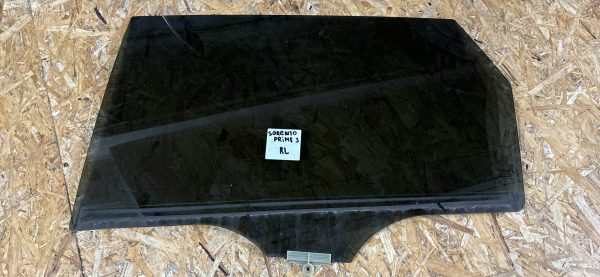 Стекло двери заднее левое Kia Sorento