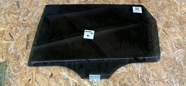 Стекло двери заднее левое Hyundai Santa Fe