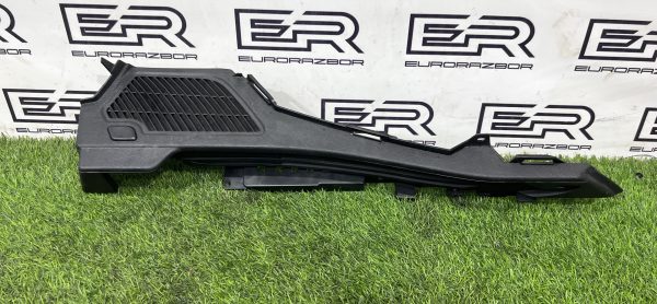 Направляющая шторки багажника левая BMW X5 М F85