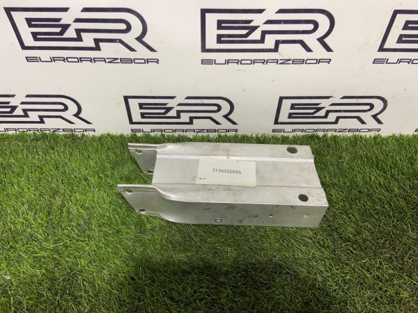 Кронштейн усилителя бампера левый Mercedes Е Class W212